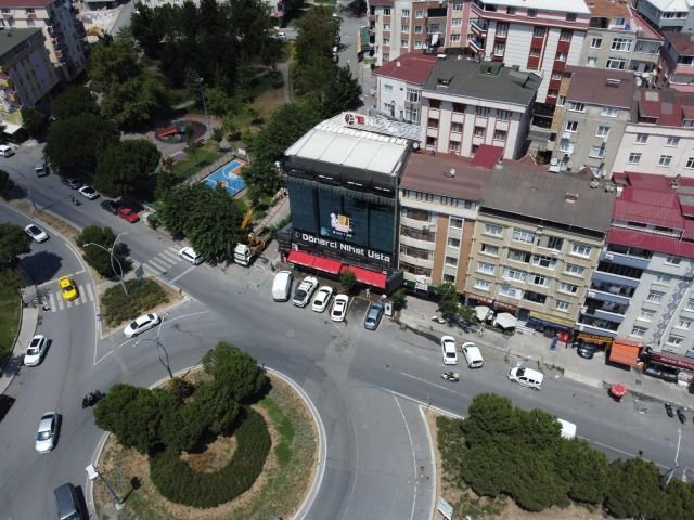 VEGA AVM KARŞISINDA SATILIK KİRA GETİRİLİ KOMPLE PLAZA