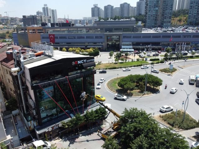 VEGA AVM KARŞISINDA SATILIK KİRA GETİRİLİ KOMPLE PLAZA