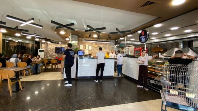 VEGA AVM KARŞISINDA SATILIK KİRA GETİRİLİ KOMPLE PLAZA