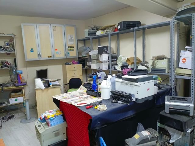 Sultangazi Muhsin Yazıcıoğlu Caddesi'nde, Kültür Merkezi Karşısı Satılık 60 m² Ticari Alan