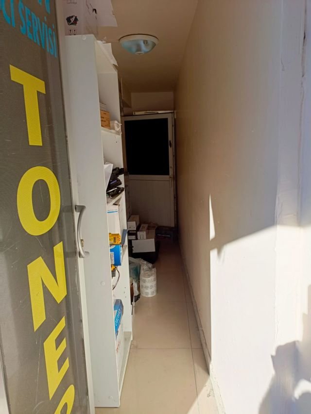 Sultangazi Muhsin Yazıcıoğlu Caddesi'nde, Kültür Merkezi Karşısı Satılık 60 m² Ticari Alan