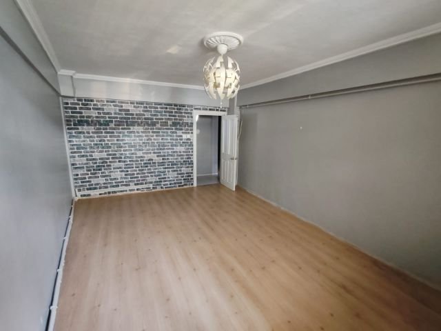 GAZİOSMANPAŞA'DA SATILIK 2+1 DAİRE
