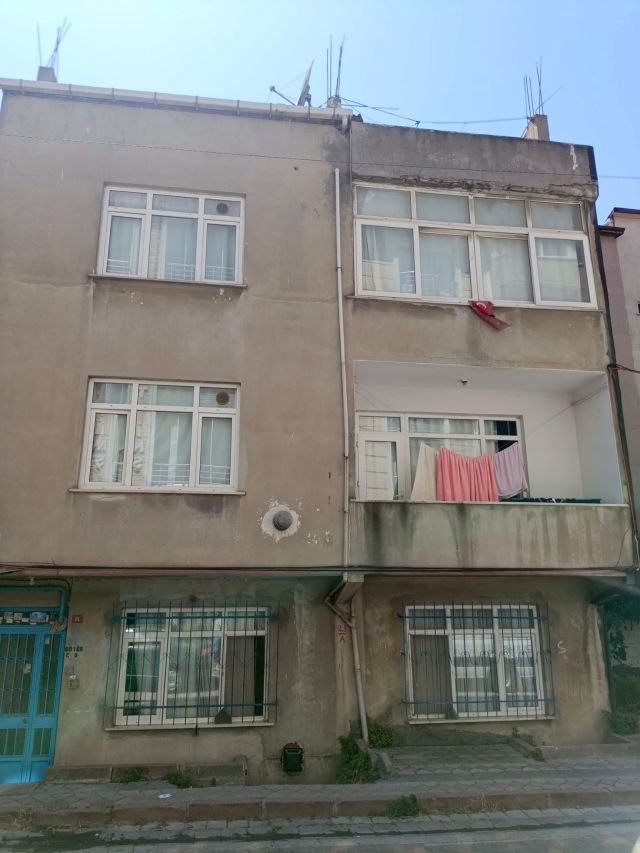 Sultangazi 50. Yıl Mahallesi'nde Satılık 3 Katlı Komple Bina & Yeni Proje Fırsatı | TURYAP ÂLÂ