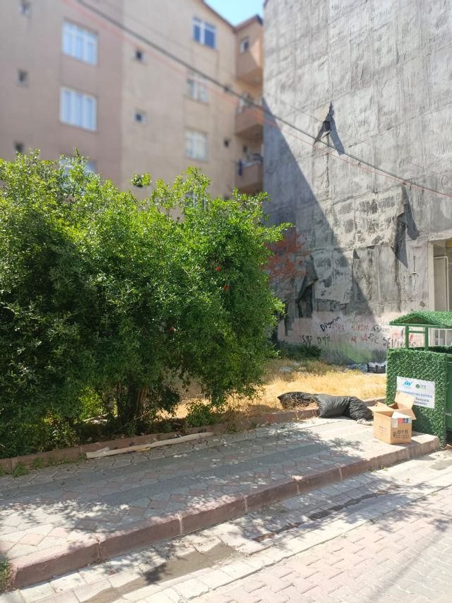 Sultangazi 50. Yıl Mahallesi'nde Satılık 3 Katlı Komple Bina & Yeni Proje Fırsatı | TURYAP ÂLÂ
