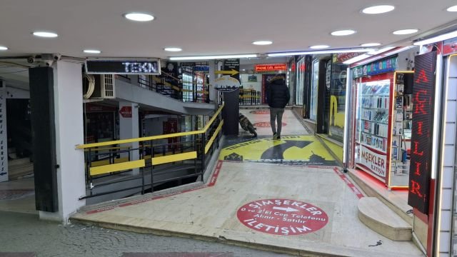 Çorlu Merkezde Kat Mülkiyetli, Masrafsız Satılık 70 m² Ticari Fırsat