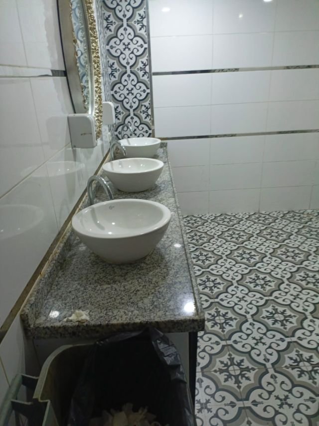 Merkezi Konumda, Tüm Demirbaşlarıyla Anahtar Teslim Devren Kiralık Komple Tesis