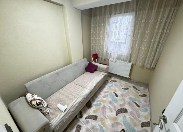 Tekirdağ Marmaraereğlisi Çeşmeli'de Denize Yakın Satılık Eşyalı 3+1 Villa