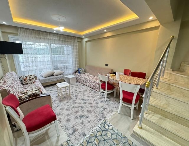Tekirdağ Marmaraereğlisi Çeşmeli'de Denize Yakın Satılık Eşyalı 3+1 Villa