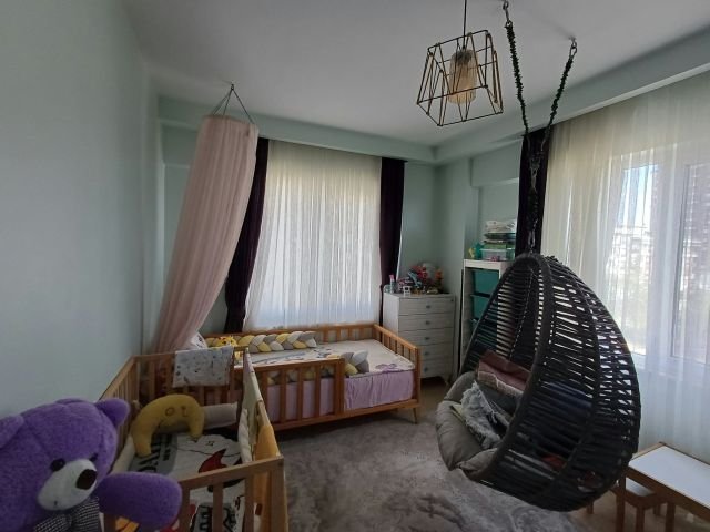 Eski Habipler Sumder Prestij Evleri'nde, Havuzlu ve Otoparklı Sitede Satılık Geniş 3+1 Daire